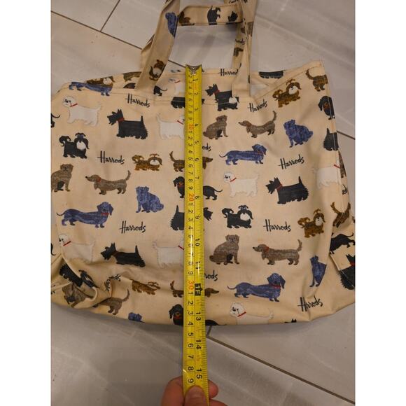 Harrods Iconic Dog Small Tote Bag - Picture 6 of 16